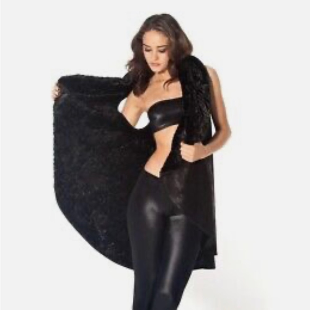 Black Milk Sofia James Circle Cloak